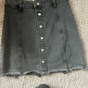 Stylish Black Denim Skirt